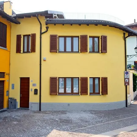 Casa Vacanze Marconi 22 Marone Exterior photo